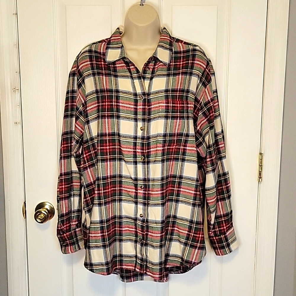Gap oversized soft Farmhouse rustic plaid shacket. Button down top medium